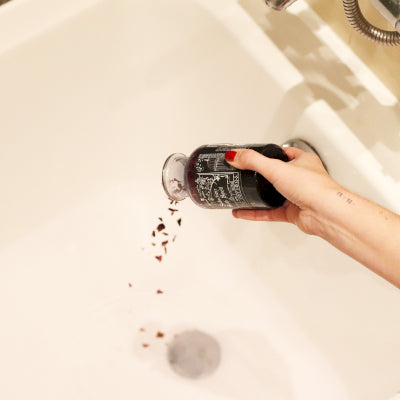 Ancient Witch Bath Spell Potion & Amethyst Crystal Amulet - Seduction