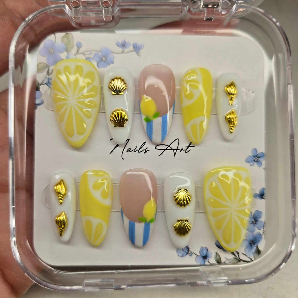 Summery Beach Nail Set
