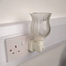 Wax Warmer Ribbed Glass Plug-In